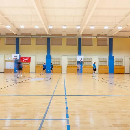 Spordikeskuse * Kadrina