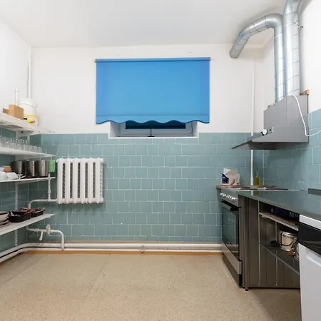 Spordikeskuse * Kadrina