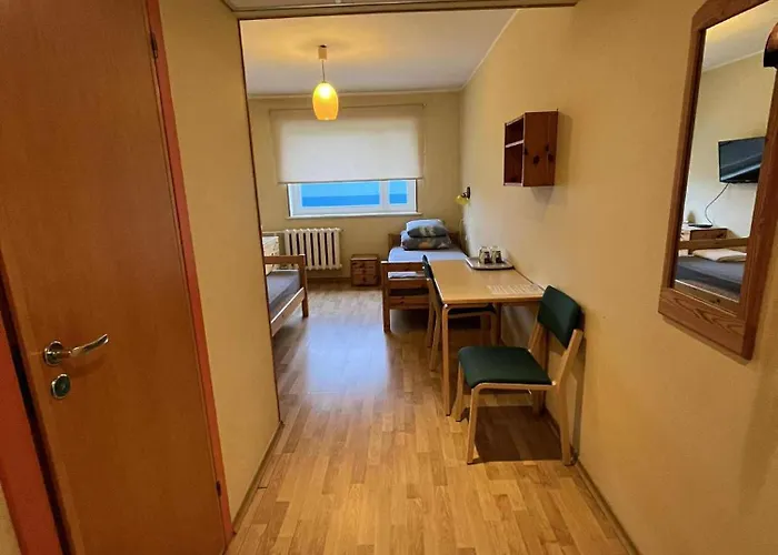 Spordikeskuse * Kadrina